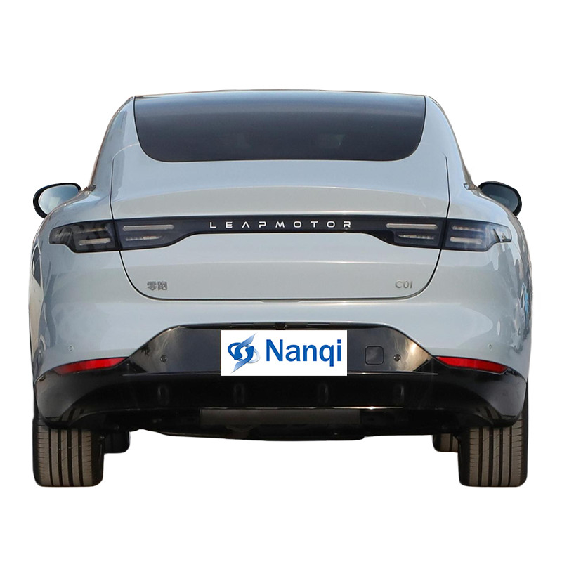 Mode Design LEAPMOTOR C01 Pure Electric Car Middellange en grote grootte
