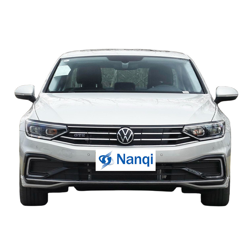 MAGOTAN GTE middelgrote VW plug-in hybride auto, 4-deurs, 5-zits sedan