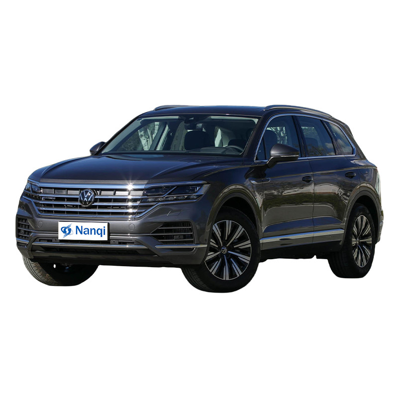 Mode Volkswagen Touareg SUV PHEV 2.0T 252 HP L4 VW Touareg Zwarte Edition