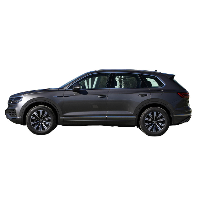 Mode Volkswagen Touareg SUV PHEV 2.0T 252 HP L4 VW Touareg Zwarte Edition