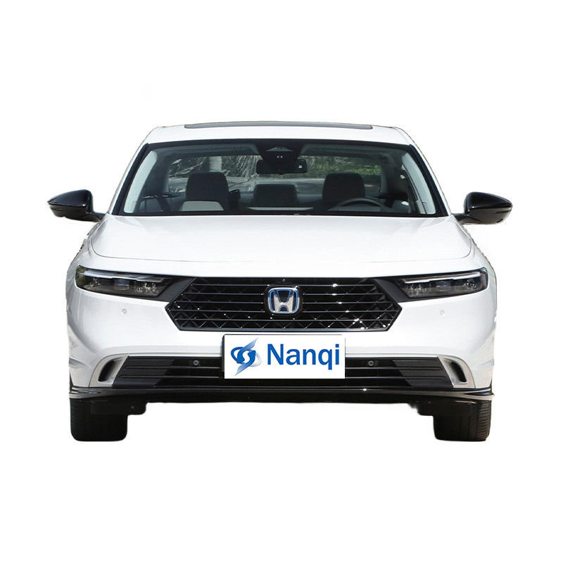 Honda Accord PHEV Hybrid Electric Vehicle Middellange grootte 4 deuren 5 zitplaatsen Sedan