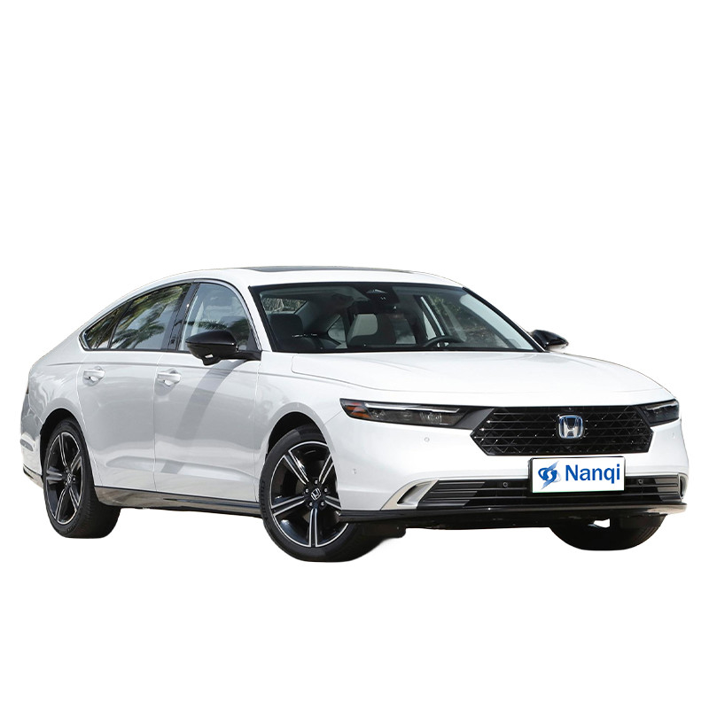 Honda Accord PHEV Hybrid Electric Vehicle Middellange grootte 4 deuren 5 zitplaatsen Sedan
