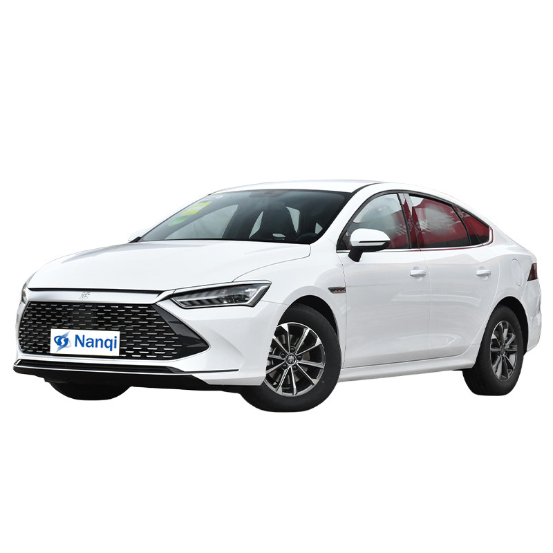 Home Auto's BYD Plug In Hybrid SUV BYD Qin Plus DM-I 4-deurs 5-zitter