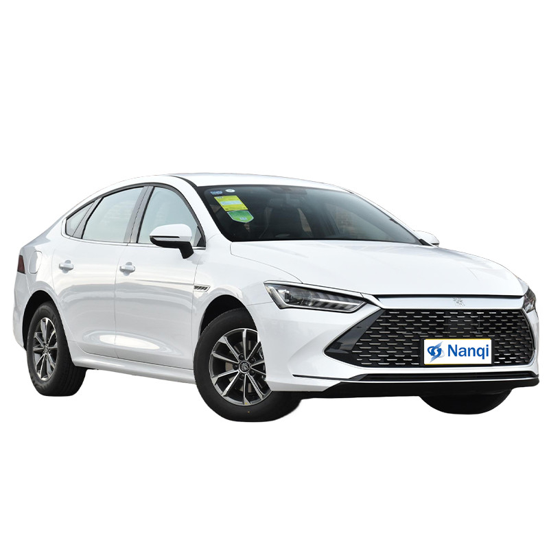 Home Auto's BYD Plug In Hybrid SUV BYD Qin Plus DM-I 4-deurs 5-zitter